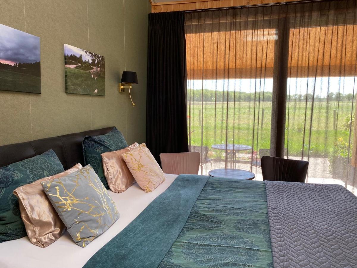 Bed and Breakfast 'T Heidepaleis à Garderen Extérieur photo